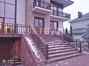 029ab34d-94e5-4b7a-8808-25fd509f390e с водяным